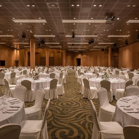 拉托雷希尔顿逸林高尔夫水疗度假酒店 罗尔丹 外观 照片 The Grand Ballroom