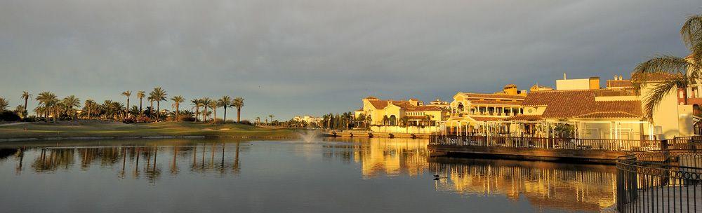 拉托雷希尔顿逸林高尔夫水疗度假酒店 罗尔丹 外观 照片 The Village at Lake Las Vegas